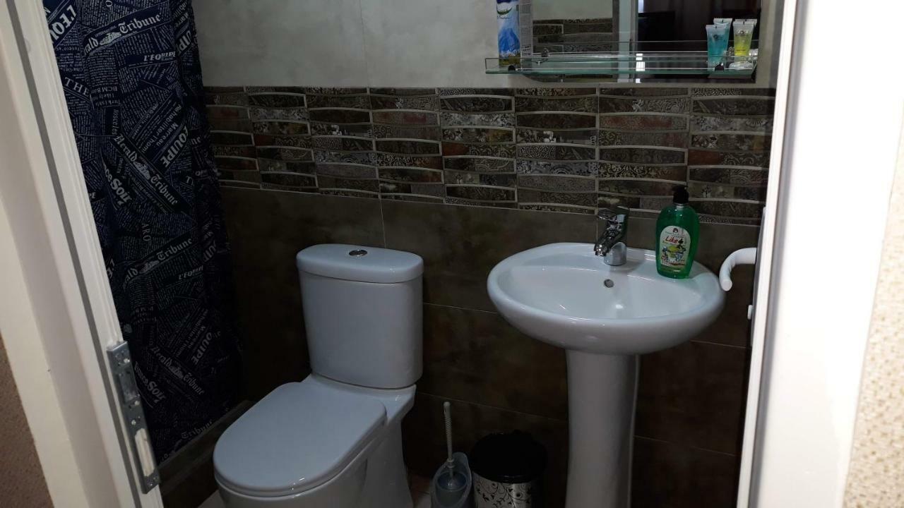 Mango Guesthouse シグナギ 部屋 写真